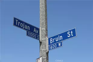 1677 W Bruin St, Los Angeles, CA 90047 - Photo 10