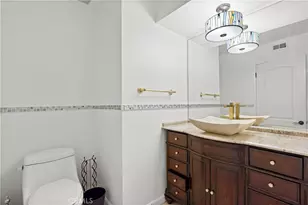 5330 Lindley, Encino, CA 91316 - Photo 18
