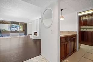 5330 Lindley, Encino, CA 91316 - Photo 4