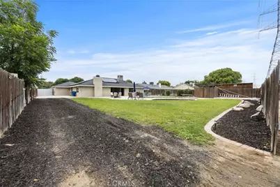 10906 Dee Dee Avenue, Bakersfield, CA 93312 - Photo 40