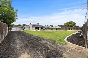 10906 Dee Dee Ave, Bakersfield, CA 93312 - Photo 40