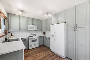 2893 Corona, Mojave, CA 93501 - Photo 14