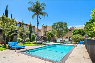 22038 Vanowen, Woodland Hills, CA 91303 - Photo 28