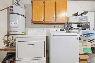 704 Winchester Street, Bakersfield, CA 93309 - Photo 28