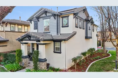 24045 Whitewater Drive, Valencia, CA 91354 - Photo 2