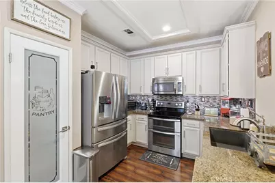 24045 Whitewater Drive, Valencia, CA 91354 - Photo 8