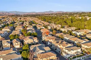 24045 Whitewater Dr, Valencia, CA 91354 - Photo 50