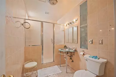 4618 Melbourne, Los Angeles, CA 90027 - Photo 10