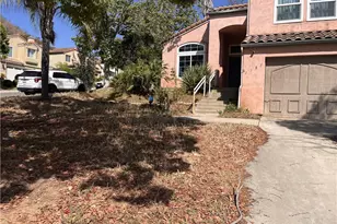 1381 Gilmore Pl, Escondido, CA 92026 - Photo 10