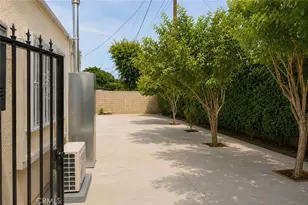 17144 Burton St, Lake Balboa, CA 91406 - Photo 40