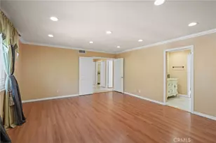 8333 Topeka Dr, Northridge, CA 91324 - Photo 38