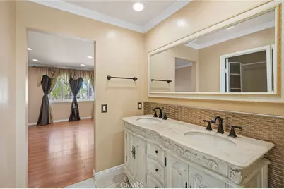 8333 Topeka Drive, Northridge, CA 91324 - Photo 44