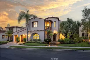 24705 Tiburon, Valencia, CA 91355 - Photo 2