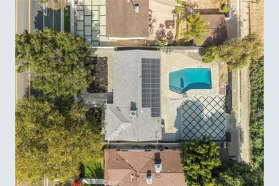 20540 Oxnard Street, Woodland Hills, CA 91367 - Photo 26