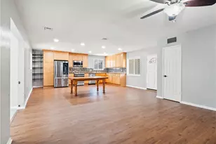 10521 Blucher, Granada Hills, CA 91344 - Photo 4