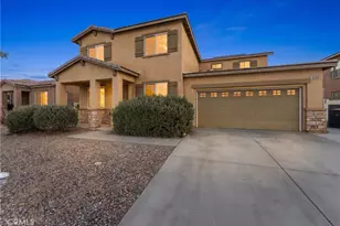 38309 Fuschia Ln, Palmdale, CA 93552 - Photo 2