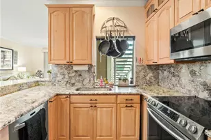2396 Pleasant Way, Thousand Oaks, CA 91362 - Photo 8