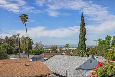 10101 Lanark Street, Los Angeles, CA 91352 - Photo 58