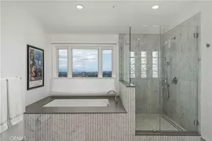 24918 Vista Verenda, Woodland Hills, CA 91367 - Photo 22