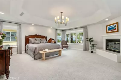 24918 Vista Verenda, Woodland Hills, CA 91367 - Photo 20
