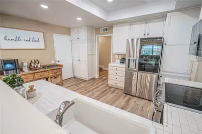 23429 Via Elisandra, Valencia, CA 91355 - Photo 14