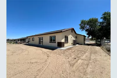 40719 171th Street, Lake Los Angeles, CA 93535 - Photo 8