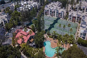 5550 Owensmouth, Woodland Hills, CA 91367 - Photo 2