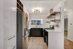 5550 Owensmouth, Woodland Hills, CA 91367 - Photo 8