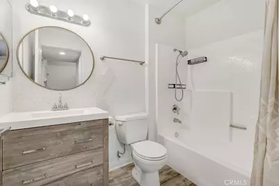 5550 Owensmouth #104, Woodland Hills, CA 91367 - Photo 6