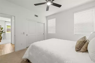18135 Tableau Way, Saugus, CA 91350 - Photo 16