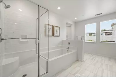 18135 Tableau Way, Saugus, CA 91350 - Photo 30