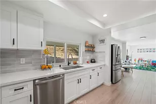 28019 Deep Creek, Canyon Country, CA 91387 - Photo 14