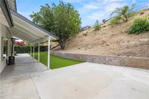 28019 Deep Creek, Canyon Country, CA 91387 - Photo 36