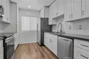 12955 Riverside Dr, Sherman Oaks, CA 91423 - Photo 12
