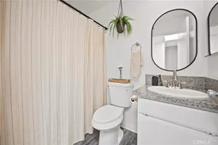 13901 Olive View Ln, Sylmar, CA 91342 - Photo 16