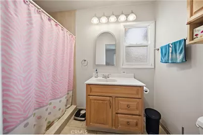 6853 Vanalden Avenue, Reseda, CA 91335 - Photo 16