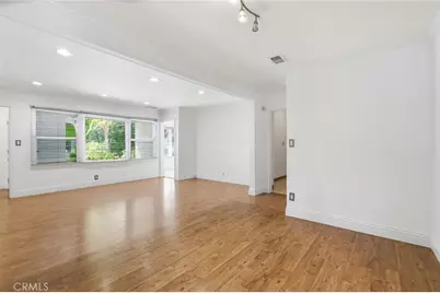 5027 Rigoletto Street, Woodland Hills, CA 91364 - Photo 8