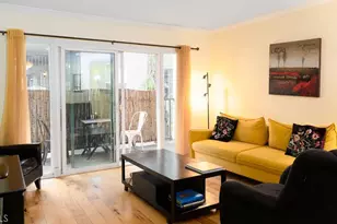15344 Weddington St, Sherman Oaks, CA 91411 - Photo 4