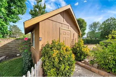 21220 Willow Weed Way, Canyon Country, CA 91351 - Photo 14