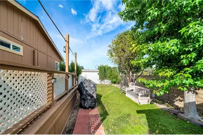 21220 Willow Weed Way, Canyon Country, CA 91351 - Photo 18