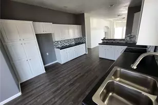 2017 Sonja Dr, Rosamond, CA 93660 - Photo 4