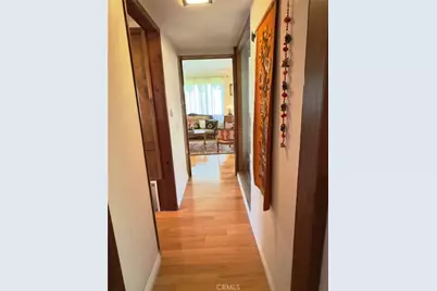 530 N Naomi, Burbank, CA 91505 - Photo 12