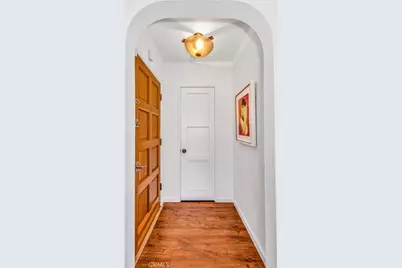 12705 Sarah Street, Studio City, CA 91604 - Photo 6