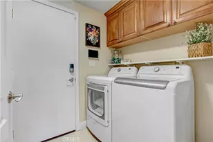 12036 Wood Ranch Rd, Granada Hills, CA 91344 - Photo 20