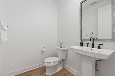 11091 Woodcrest Court, Chatsworth, CA 91311 - Photo 42