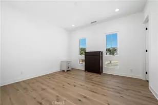 11091 Woodcrest Ct, Chatsworth, CA 91311 - Photo 40