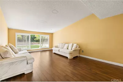 17404 Trosa, Granada Hills, CA 91344 - Photo 12