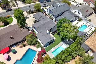 22263 Avenue San Luis, Woodland Hills, CA 91364 - Photo 46