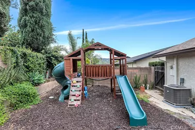 2162 Emmett, Simi Valley, CA 93063 - Photo 42