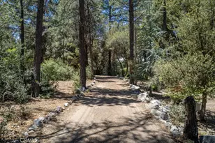 16101 Dr Edgewood, Pine Mountain Club, CA 93222 - Photo 2